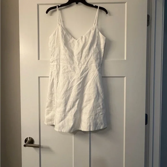 New Reformation Holt Linen Dress in White - Picture 5 of 14
